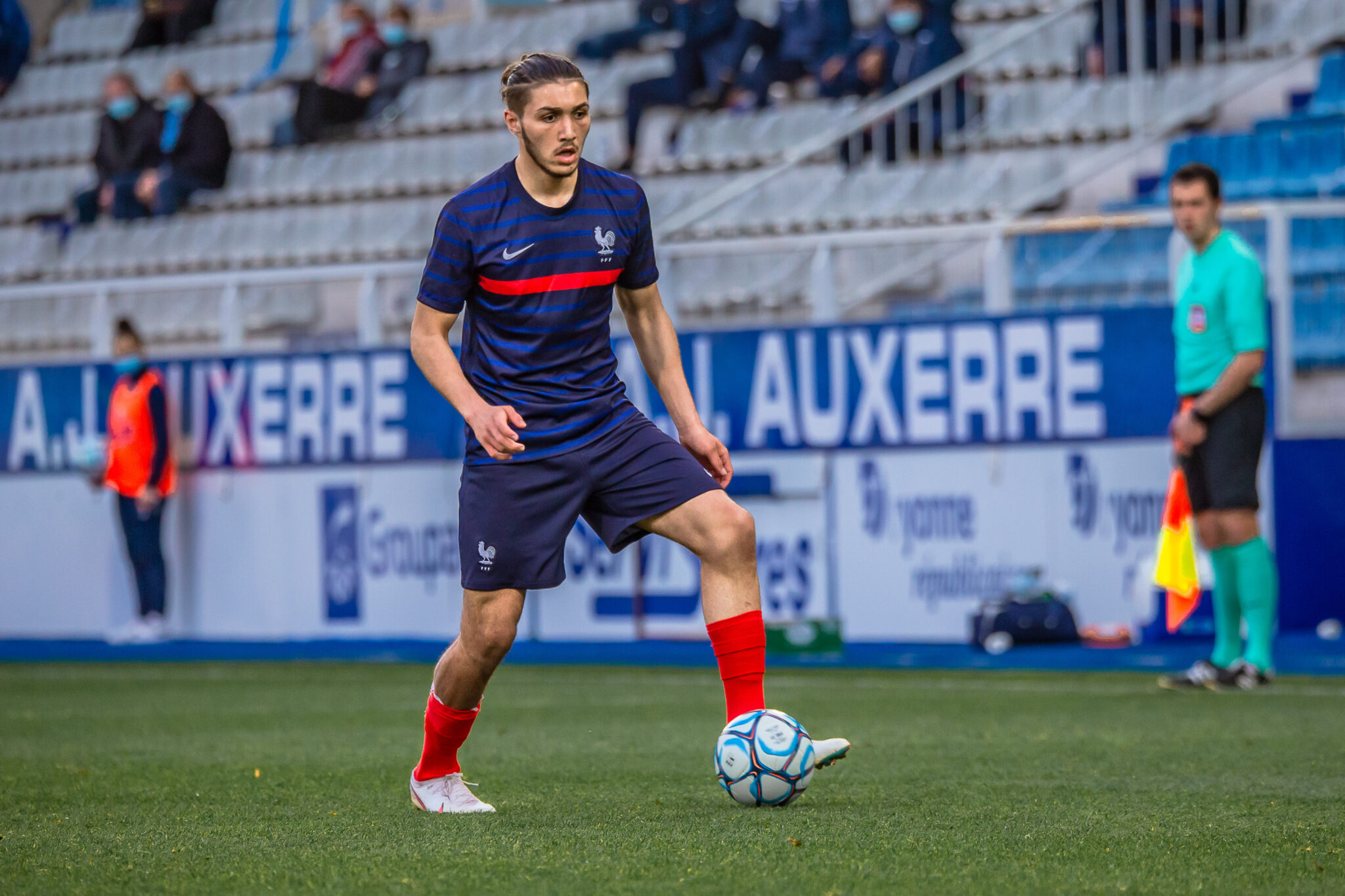 Equipe de France U19 : Hadjam et Diakité titulaires - Paris FC