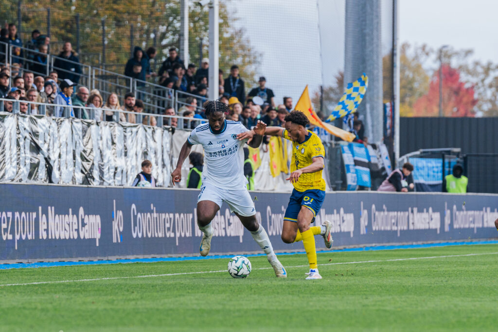 Pau FC – Paris FC [0-0] : Paris FC remains leader, despite a frustrating draw in Pau.