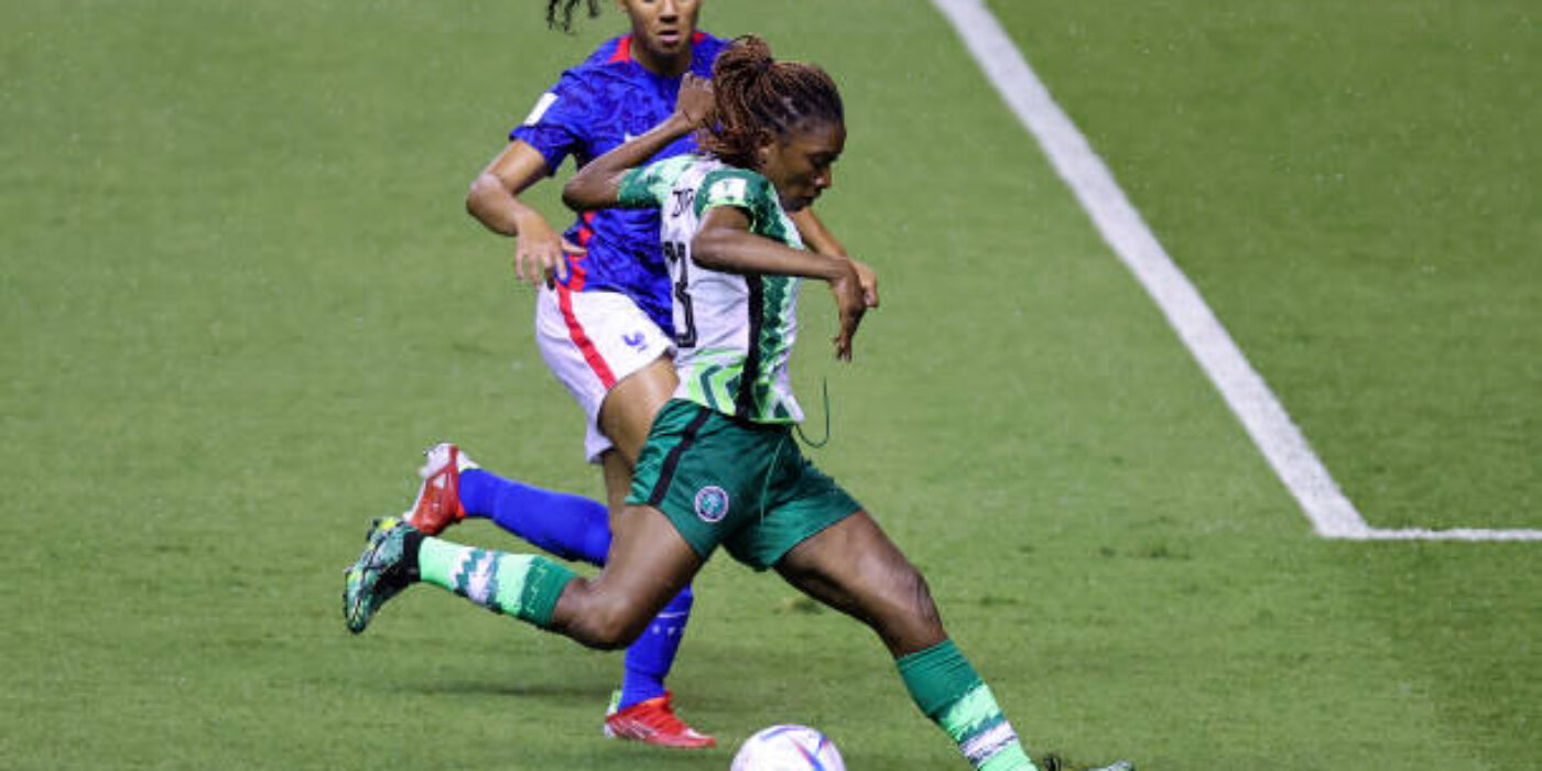SAN JOSE, COSTA RICA - AUGUST 11: Mercy Idoko of Nigeria fights for the ball with Anaelle Tchakounte of France during the FIFA U-20 Women's World Cup Costa Rica 2022 group C match between France and Nigeria at Estadio Nacional de Costa Rica on August 11, 2022 in San Jose, Costa Rica. (Photo by Buda Mendes - FIFA/FIFA via Getty Images)