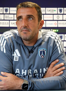 Paris FC vs Stade Lavallois MFC : la conf' d'avant match du coach !