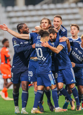 Paris FC - Stade Lavallois [1-0] : les Parisiens conservent la tête du championnat !