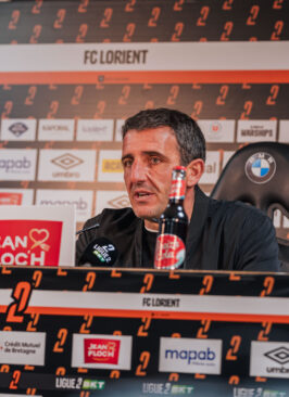 FC Lorient vs Paris FC : la conf' d'après-match du coach